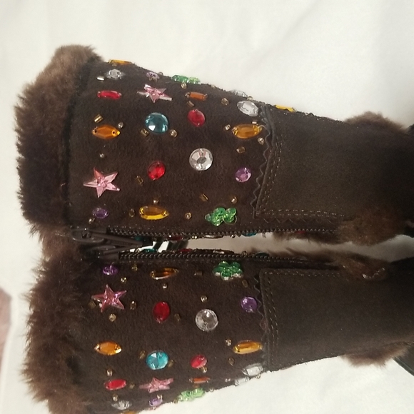 Kenneth Cole Reaction Leather Suede Brown Boots with Gems/Jewels Embellishments - Picture 3 of 11